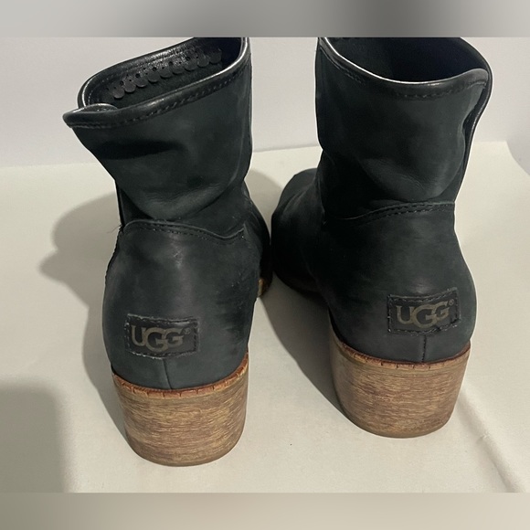UGG AUSTRALIA DARLING S/N 1005898 DARK GRAY LEATHER CHUNKY HEEL BOOTS Size 8.5 - Picture 12 of 15
